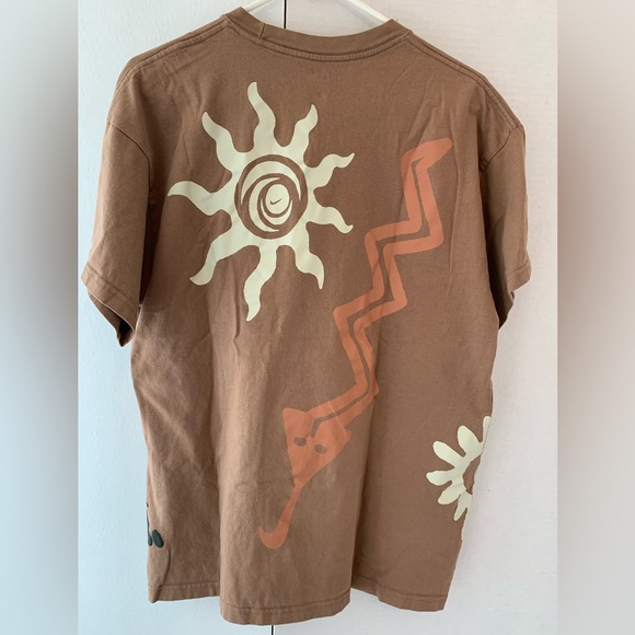 NIKE Men’s Max 90 Vibe T-shirt Brown - Picture 2 of 5
